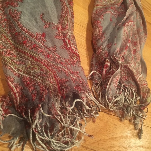 Colorful Scarf - Picture 4 of 6